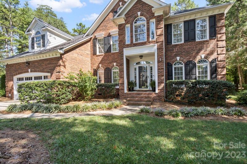 8903 Horsecroft Ct, Waxhaw, NC 28173