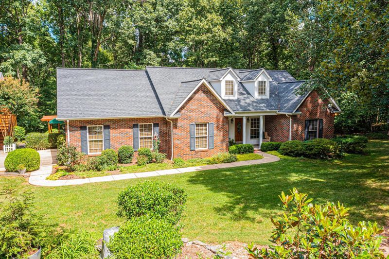 5370 Pittstown Rd, Hickory, NC 28602