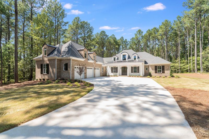 8652 Rainier Ct, Lancaster, SC 29720