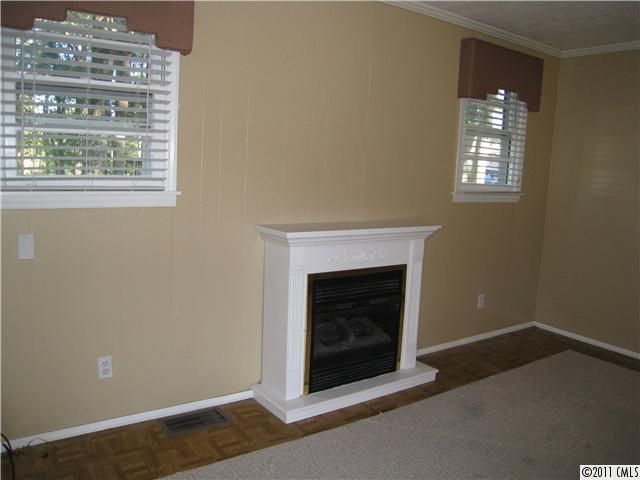 1174 Central Dr #6, Concord, NC 28027