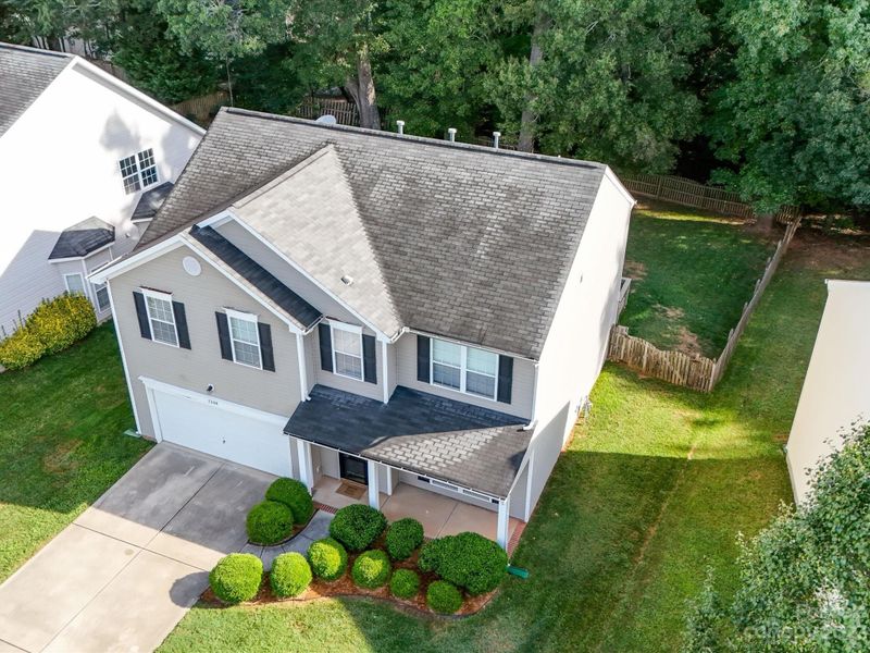 2306 Equestrian Dr, Matthews, NC 28105
