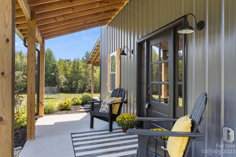 137 Haystack Ln, Olin, NC 28660