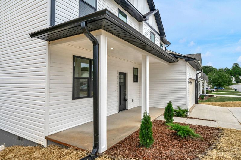 4012 Hereford Ln, Dallas, NC 28034