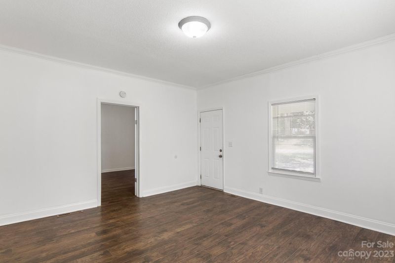 815 S Juniper St, Kannapolis, NC 28081