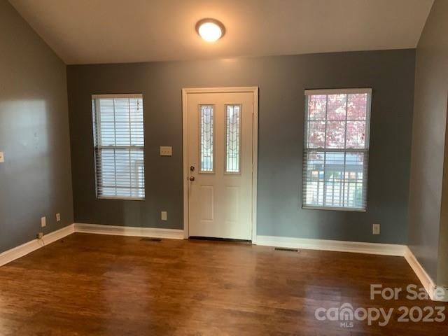 1111 Dixie Park Ave, Newton, NC 28658