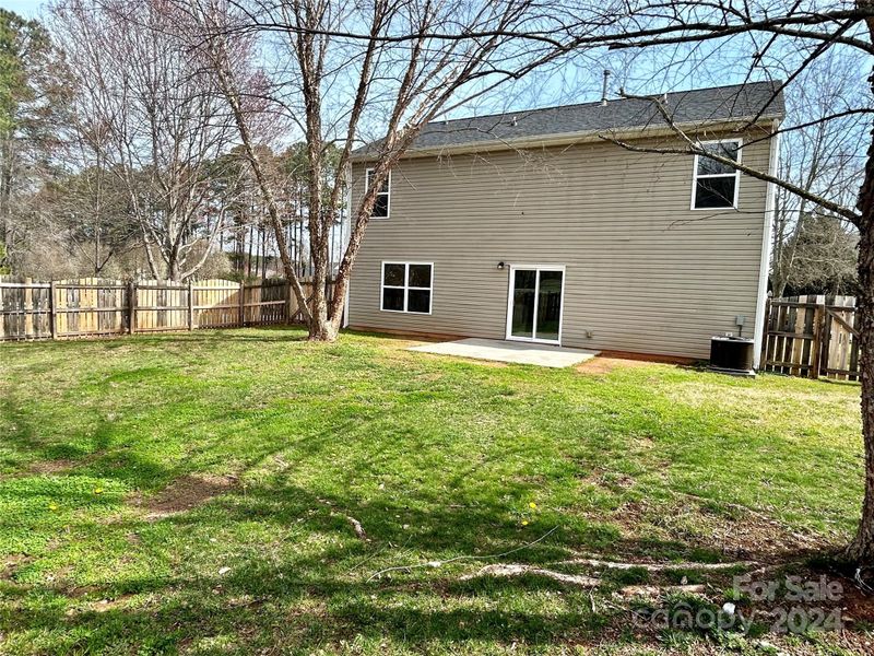 12333 Hamilton Jones Dr, Charlotte, NC 28215