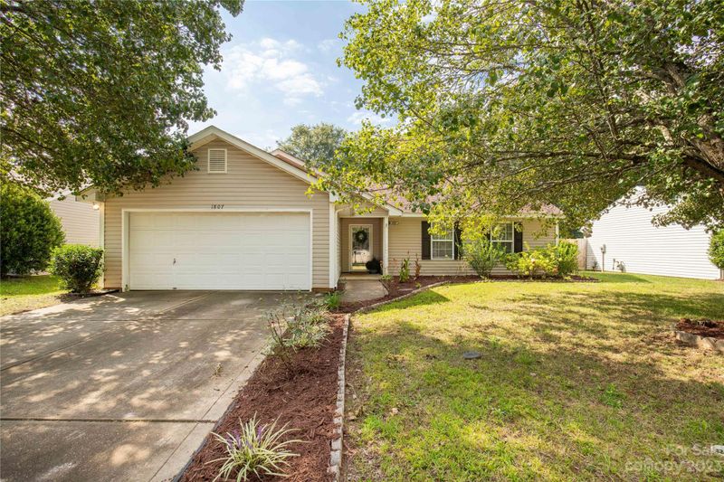 1807 Baylor Dr, Rock Hill, SC 29732