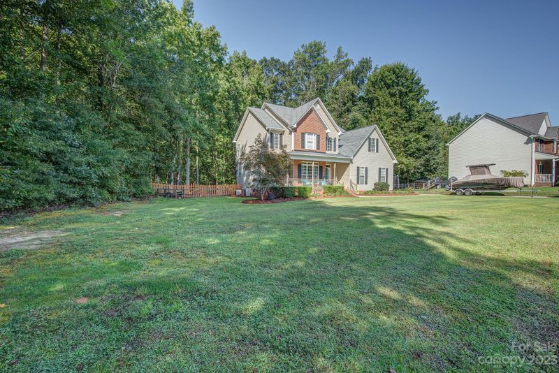 1848 White Cedar Dr, Gastonia, NC 28056