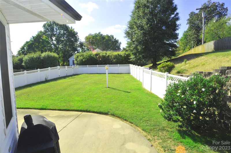 749 Burrage Rd, Concord, NC 28025