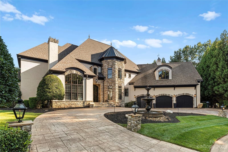 17021 Jib Sail Rd, Cornelius, NC 28031