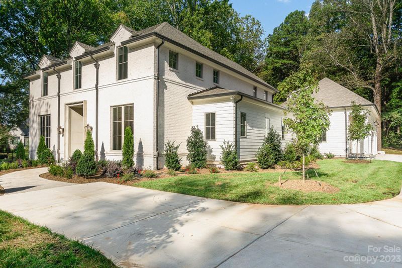 6150 Page Ct, Charlotte, NC 28270