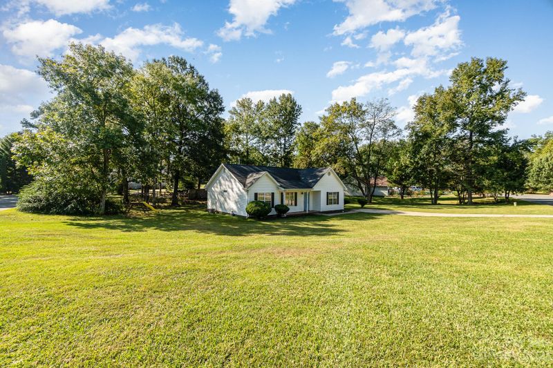 1312 Solitaire Ct, Monroe, NC 28112