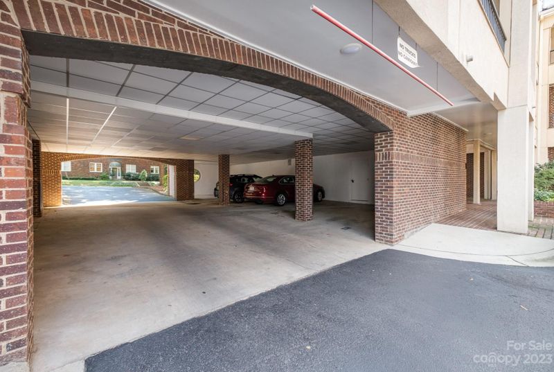 325 Queens Rd #4, Charlotte, NC 28204