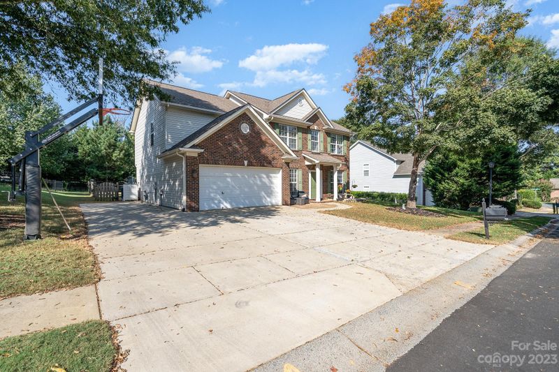 1002 Sebastian Ct, Indian Trail, NC 28079