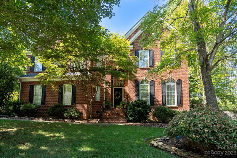 7102 Weddington Brook Dr, Matthews, NC 28104