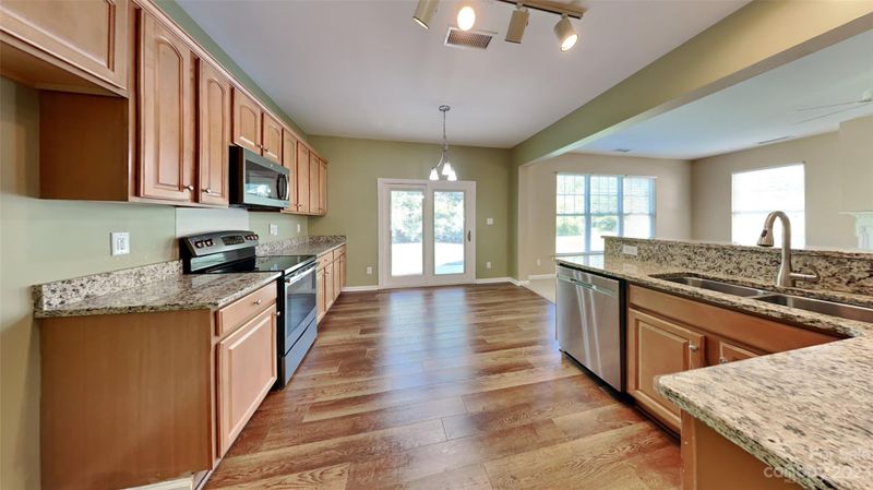 1027 Brook Valley Rn, Monroe, NC 28110