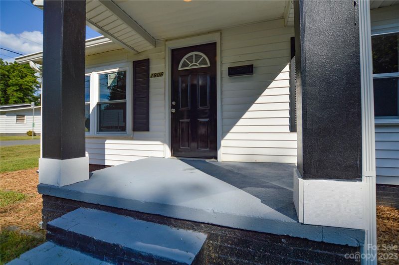 1906 Crestmont Ave, Kannapolis, NC 28081