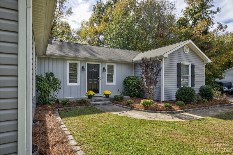 1281 Craig Ave, Lancaster, SC 29720