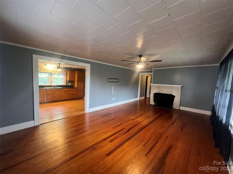 1803 Woolie Rd, Lincolnton, NC 28092