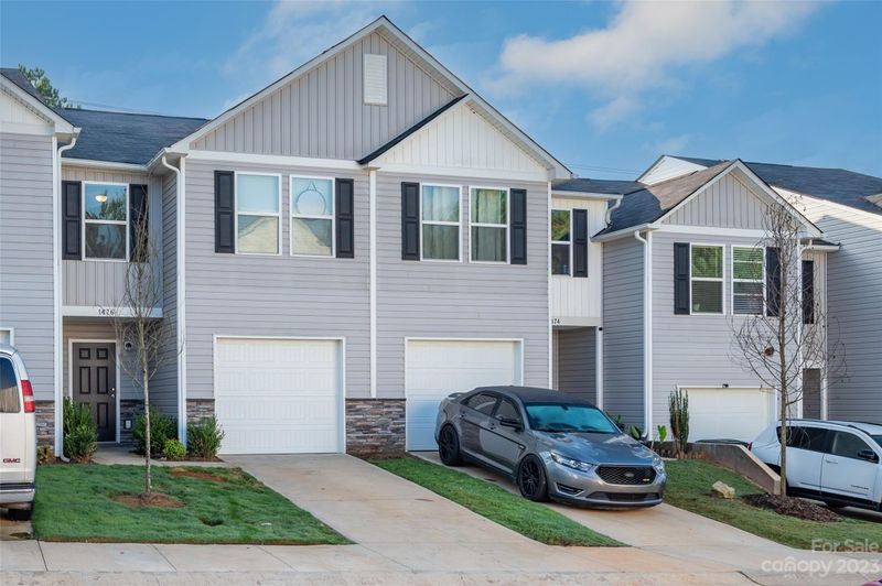 1476 Mulberry Ridge Dr, Newton, NC 28658