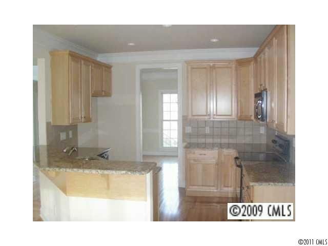 9865 Legolas Ln, Charlotte, NC 28269