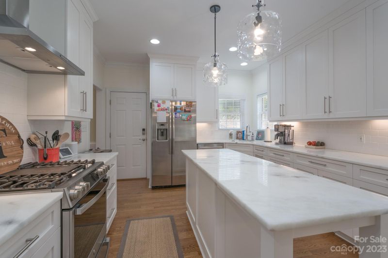 1844 Cavendale Dr, Rock Hill, SC 29732