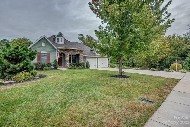 99 Lane Holler Dr, Belmont, NC 28012