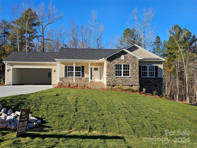 1999 Hollybrook Ln, Lancaster, SC 29720