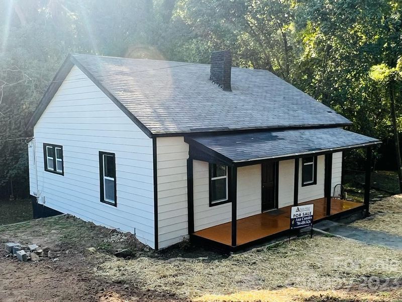 34 Brookline St, Great Falls, SC 29055