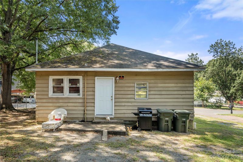 92 Gilmer St, Gastonia, NC 28052