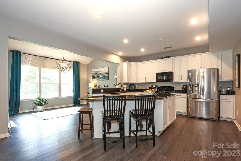 7930 Suttonview Dr, Charlotte, NC 28269