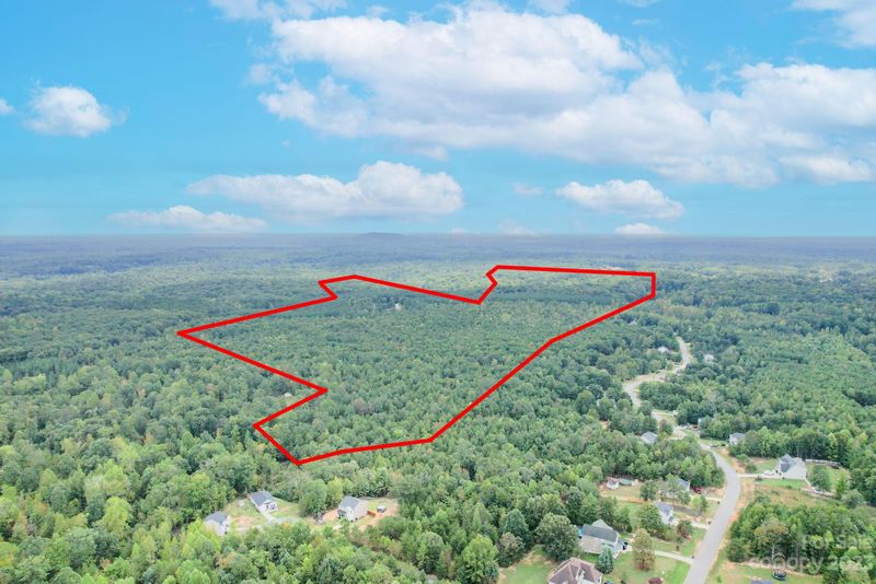 000 Pinnacle View Dr, Kings Mountain, NC 28086