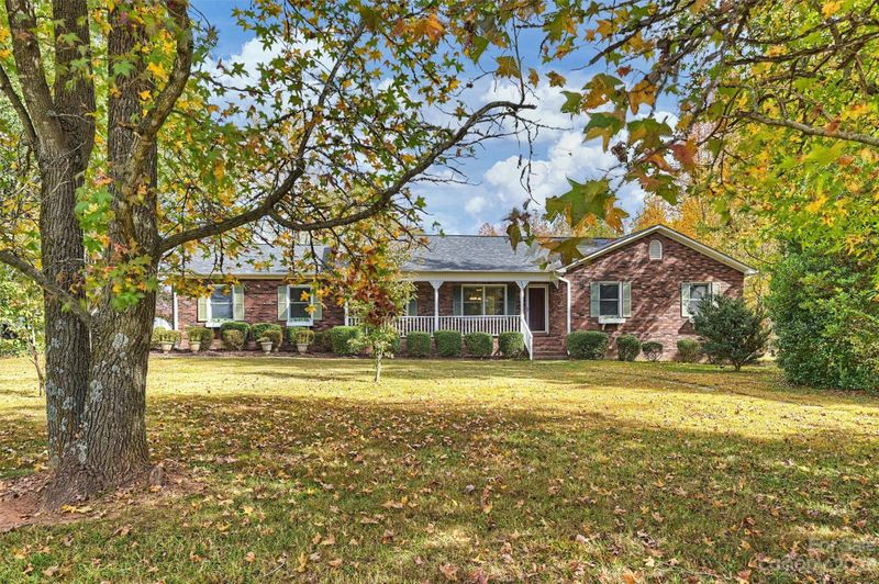 880 Odell School Rd, Concord, NC 28027