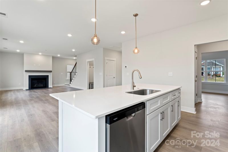 4234 Legacy Dr, Denver, NC 28037