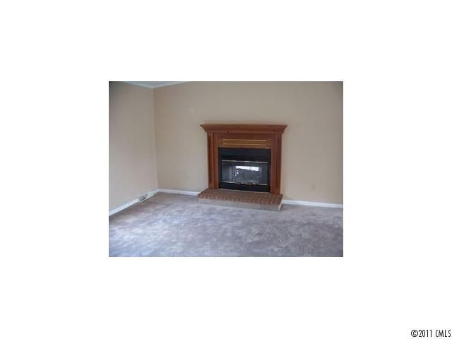 211 Clements Rd, Statesville, NC 28677