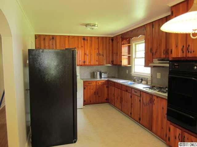 2131 N Modena St, Gastonia, NC 28054