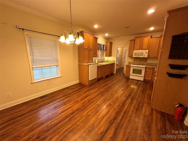 7200 Plott Rd, Charlotte, NC 28215