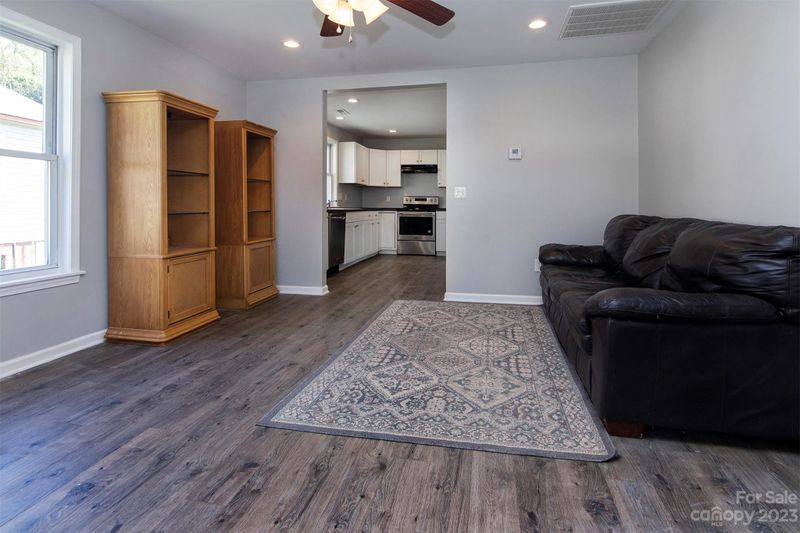355 Fox St, Concord, NC 28025