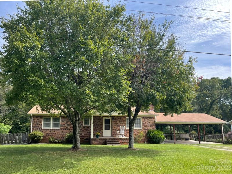 2312 Rhyne Rd, Dallas, NC 28034