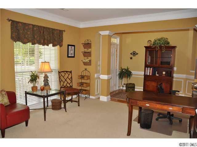 6311 Lowergate Dr, Waxhaw, NC 28173