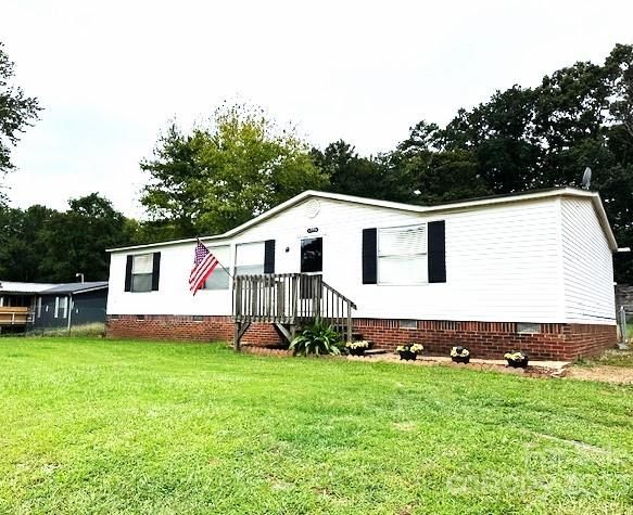 1775 Amy Dr, Lincolnton, NC 28092
