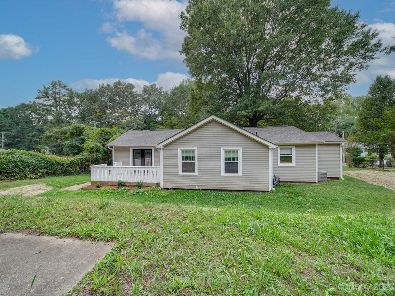 934 Chestnut St, Gastonia, NC 28054