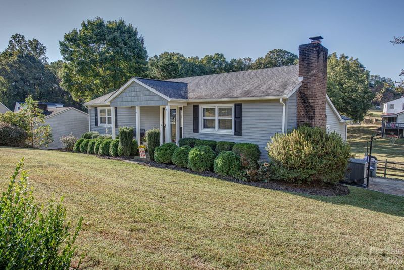 6400 Kathryn Ct, Belmont, NC 28012
