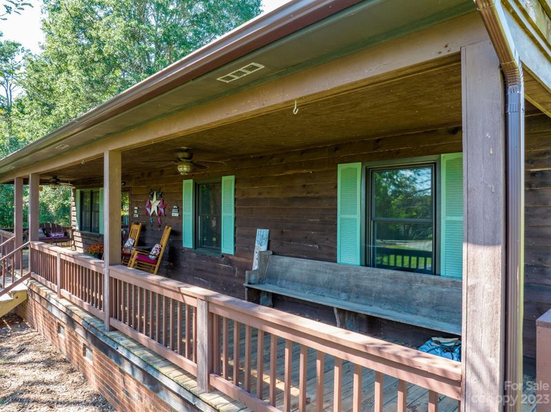 1876 Shook Ave, Newton, NC 28658