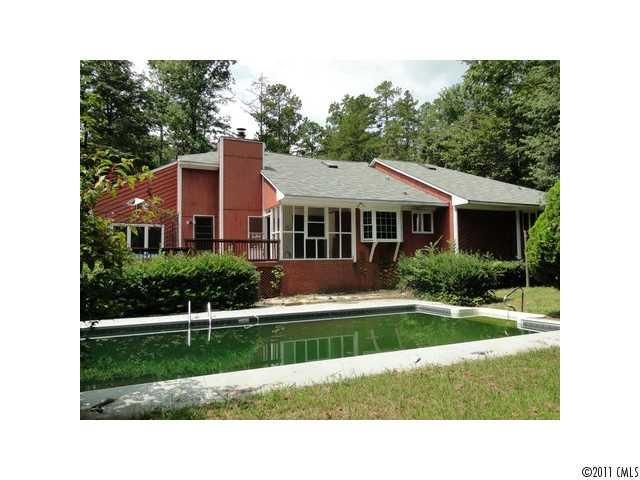 4621 Oglukian Rd, Charlotte, NC 28226
