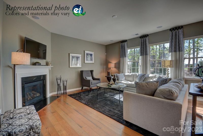 5663 Soft Shell Dr #374, Lancaster, SC 29720