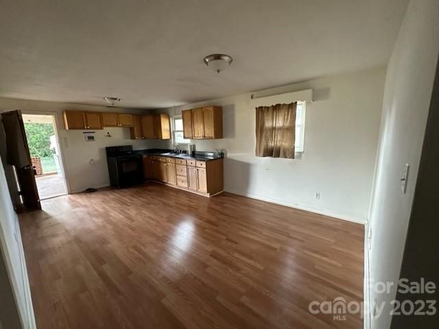 3016 10th Ave SW, Hickory, NC 28602
