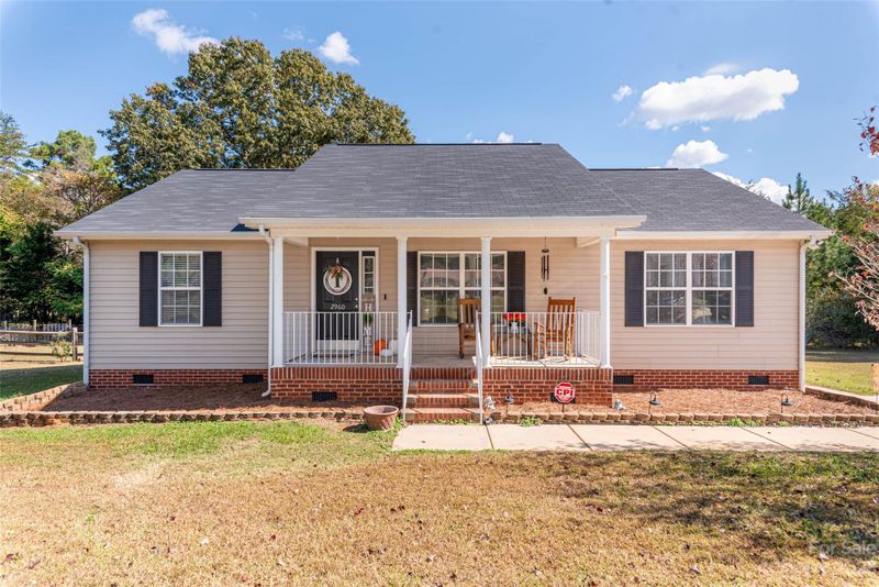 2960 Kingsburry Rd, Clover, SC 29710