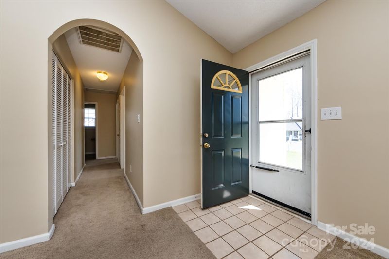 5111 Early Mist Ln, Charlotte, NC 28269
