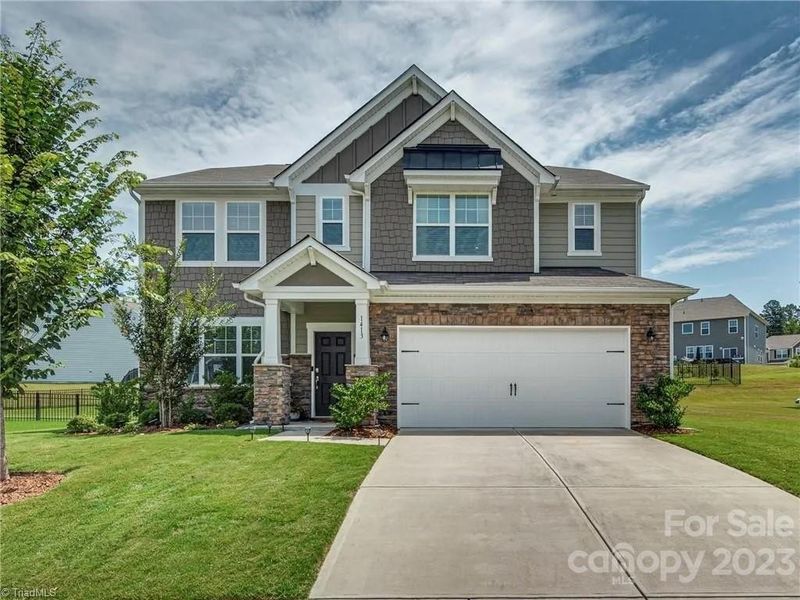 1413 Ava Ln, Denver, NC 28037